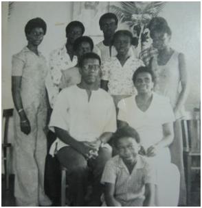  With the family (1971)